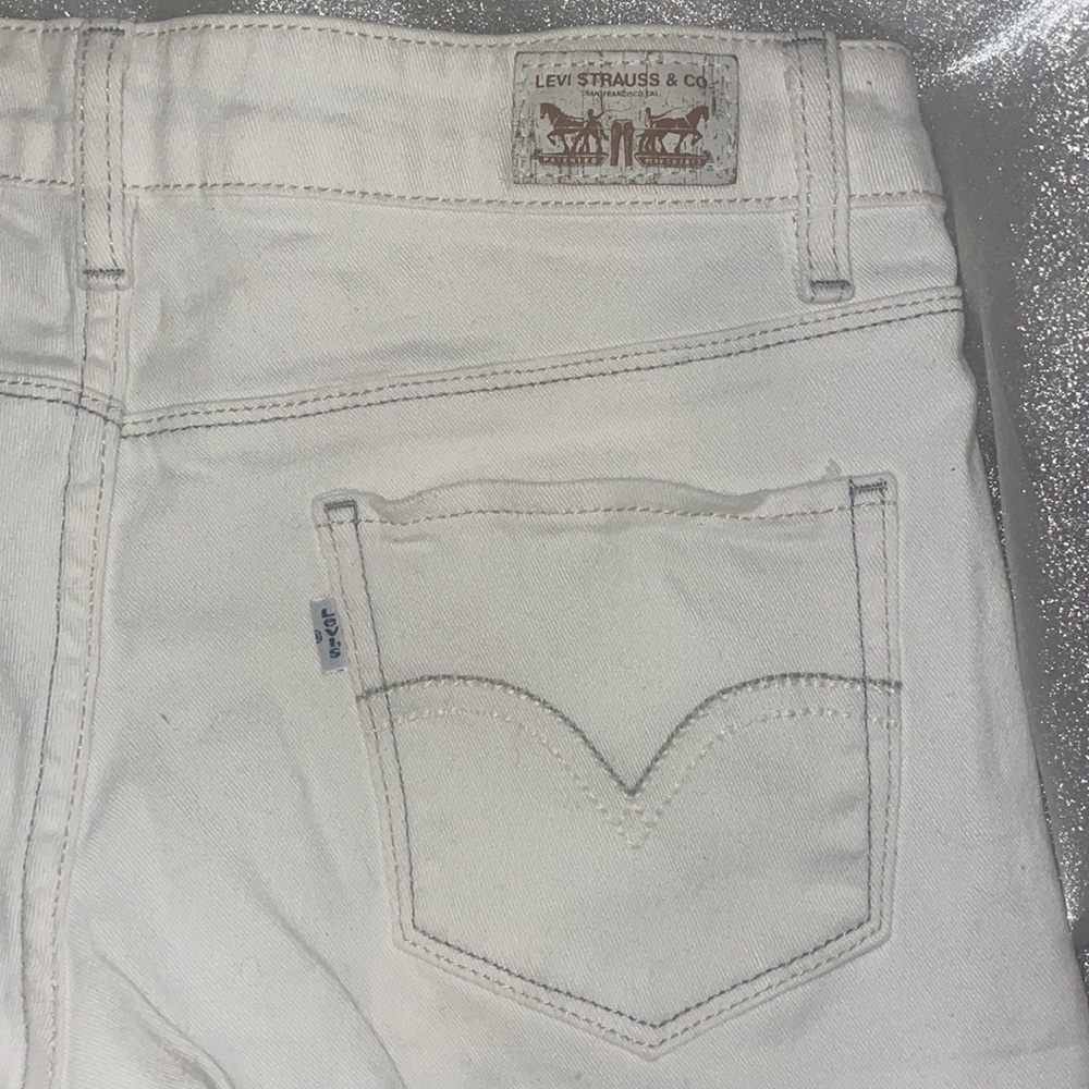Levi’s Shorty Short - Picture 4 of 4